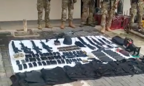Arsenal de quadrilha morta em operação no Sul de Minas é de guerra, diz PM