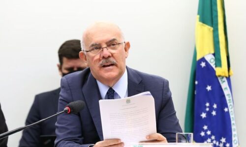 Ministro nega interferência de Bolsonaro no Inep e no Enem