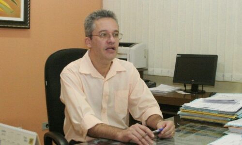 Condenado por tráfico e estupro, ex-delegado tem que se explicar por desvio de 68 bezerros em MS