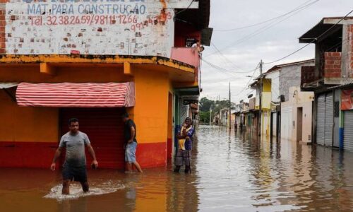 Governo anuncia crédito, vacinação e ajuda para reconstrução na Bahia