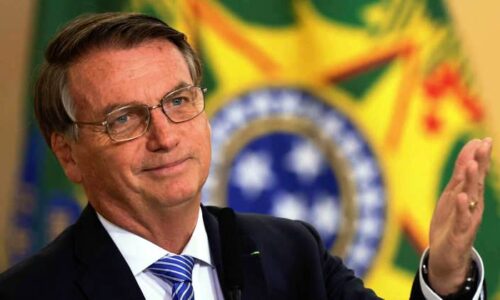 Bolsonaro diz que escolha do vice será ‘aos 48 do segundo tempo’