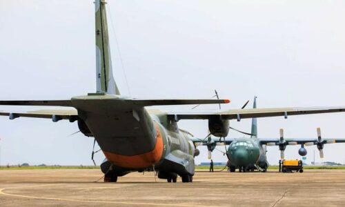 Guerra simulada reúne 30 aviões no céu de Mato Grosso do Sul