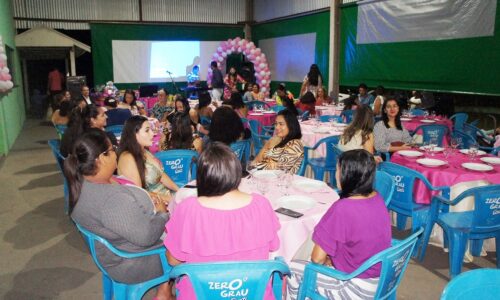 Realizado pela primeira vez em Figueirão o evento “Noite Rosa”, em comemoração ao Dia das Mulheres