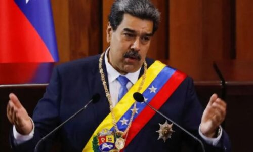 Convocados por Lula, Nicolás Maduro e outros comunistas se reúnem em Brasília