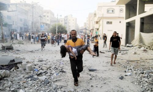 Israel e Hamas selam acordo para trocar reféns por presos e trégua de 4 dias