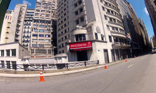Brasileiros já pagaram R$ 500 bi em impostos em apenas 40 dias de 2025