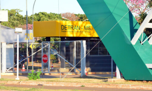 Funcionários do Detran reclamam do fim da vistoria veicular para transferência
