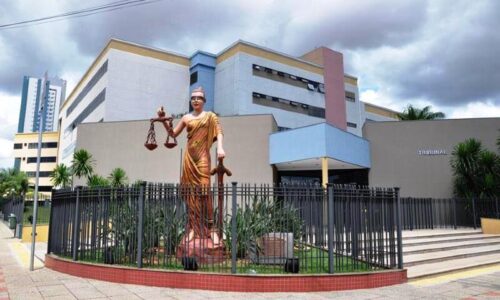 Homem é condenado a 38 anos por queimar mulher viva